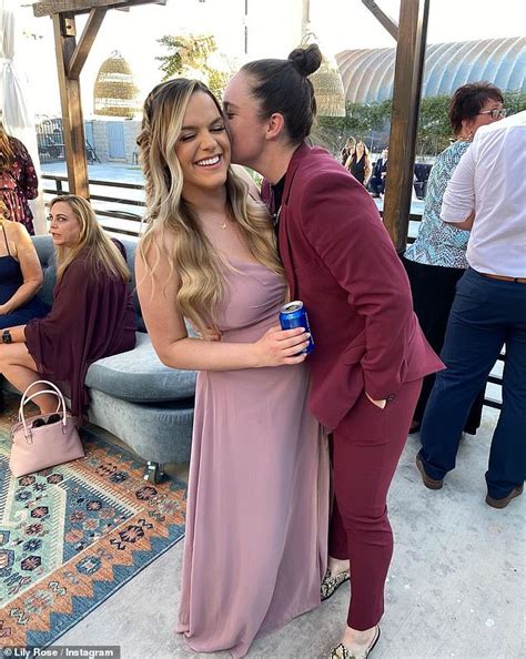 daira eamon|Country Star Lily Rose Is Engaged to Girlfriend Daira。